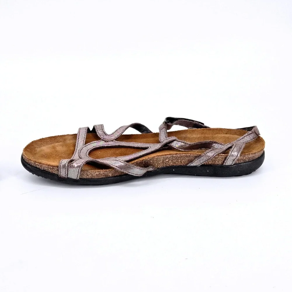 Naot Dorith Strappy Sandal Pewter Metallic Leather Flat Comfort Shoes EU 40 US 9